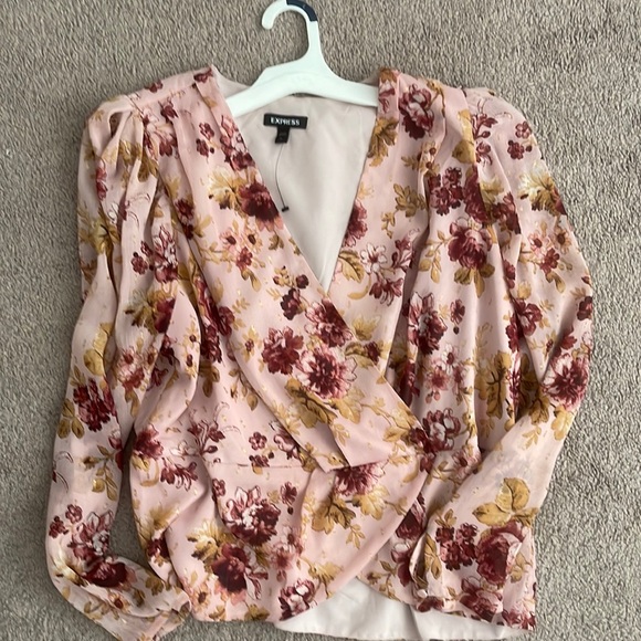 Express blouse - Picture 1 of 2